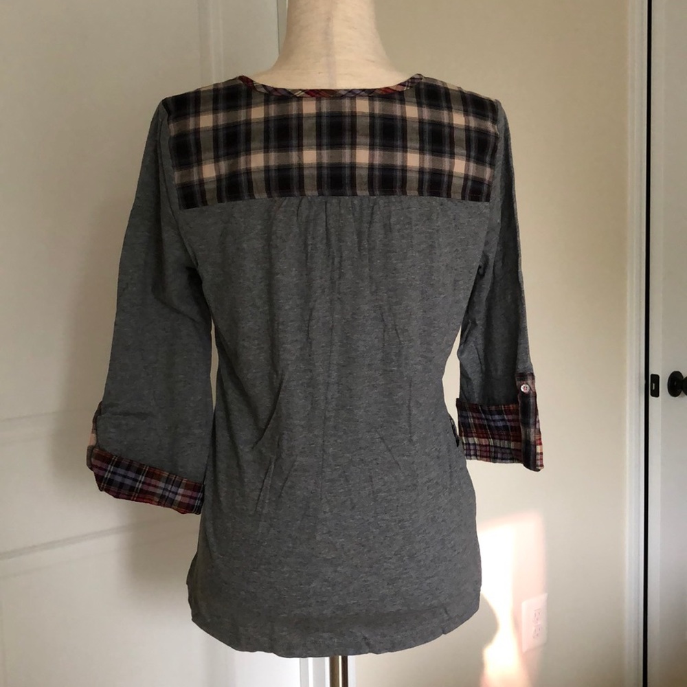 Grey Top - Picture 2 of 2
